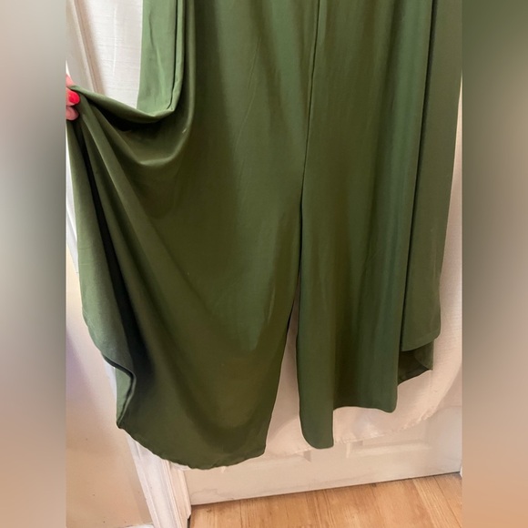 ⚫️ BOGO SHEIN Elegant Olive Green One Piece Shirt Sleeve Women's Romper Size 2XL - Picture 4 of 5